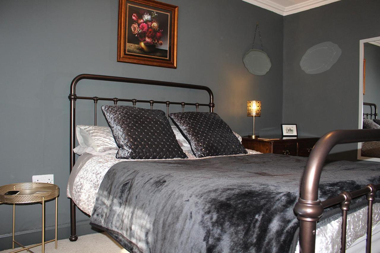 Clan Ross - 3 Bed, Spacious Georgian Home Стърлинг Екстериор снимка